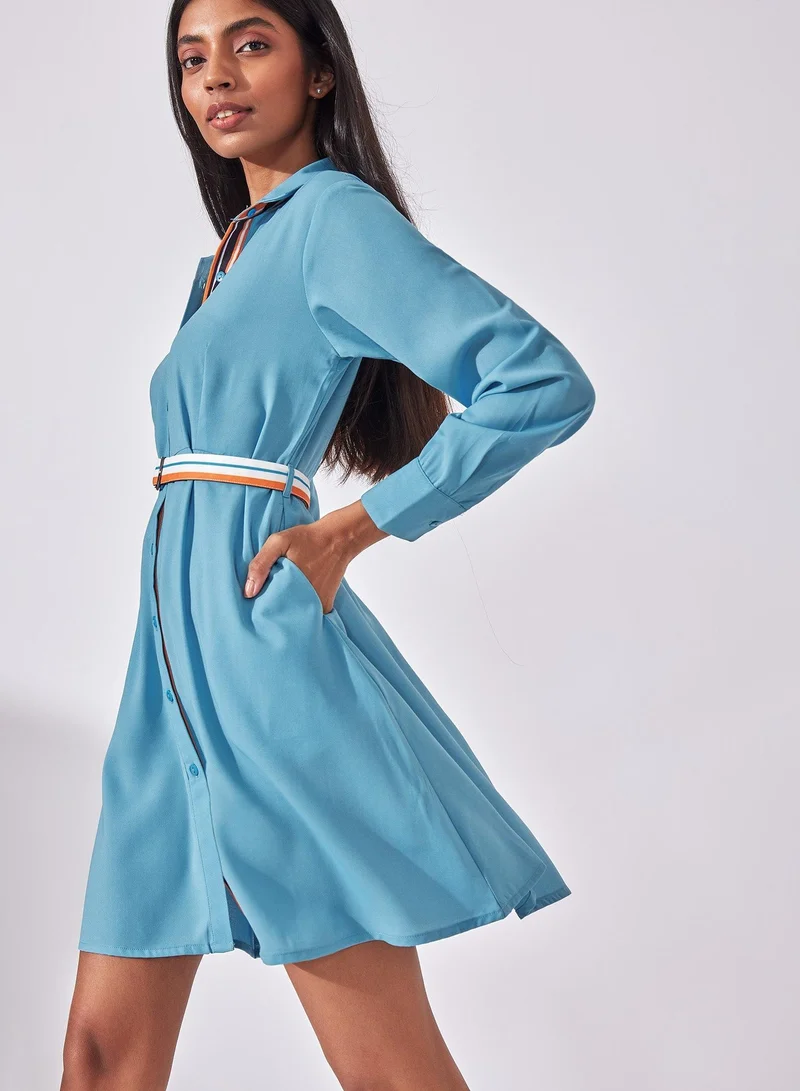 ذا ليبل لايف فستان قميص قصير بتفاصيل مخططة